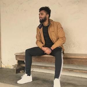 Meet your Posher, Warren